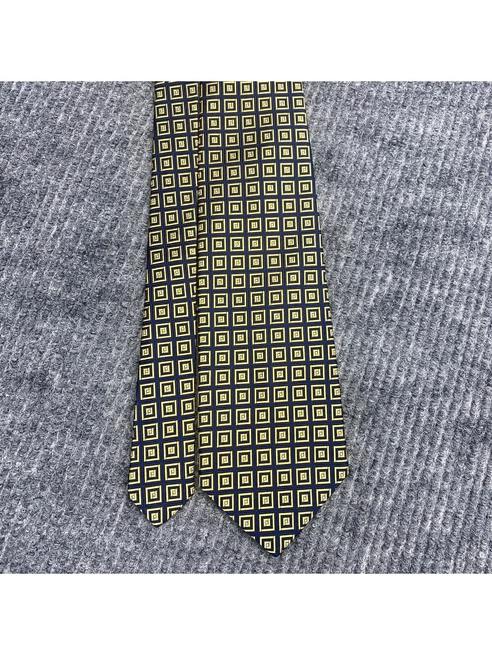 Brooks Brothers 346 Necktie Blue Gold Geometric Squares AOP Pure Silk Tie USA